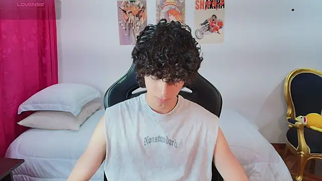 Snapshot of Nude_Boy18 chatting on 07-19-26, 01:09 Nude Boy18 online show from 07-19-26, 01:09