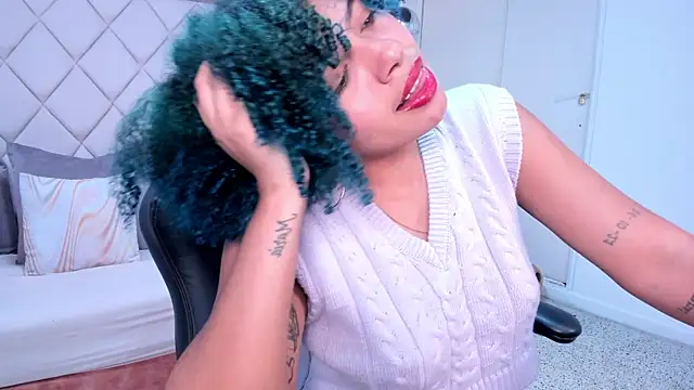 momo ayasse online show from 11-26-25, 09:49