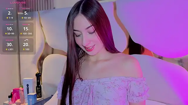 SofiJones  online show from 12-04-25, 09:12