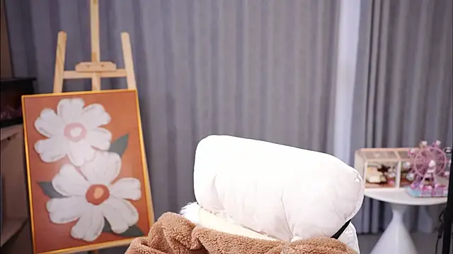 karina0703 online show from 12-17-25, 09:37