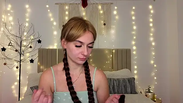 Little mia   online show from 01-06-26, 11:07