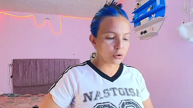 MiSofialeal online show from 02-26-26, 06:29