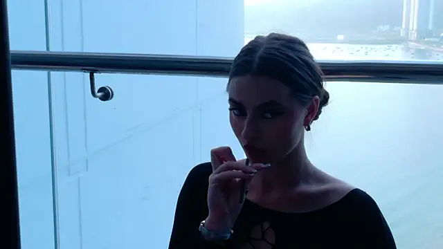 Sienna Voss online show from 03-02-26, 11:33