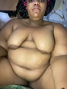 Snapshot of chubbybbw18 chatting on 10-15-25, 07:47 chubbybbw18 online show from 10-15-25, 07:47