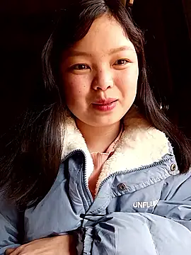 XoiXoi232 online show from 01-17-26, 02:05