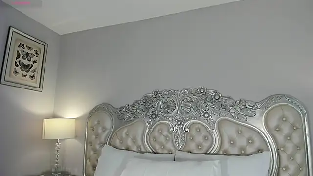 CarolineLee  online show from 01-17-26, 10:35