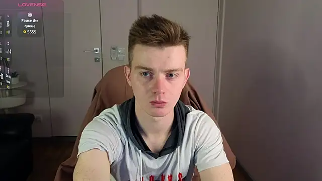 Snapshot of Happydeimos chatting on 06-22-26, 10:18 Happydeimos online show from 06-22-26, 10:18