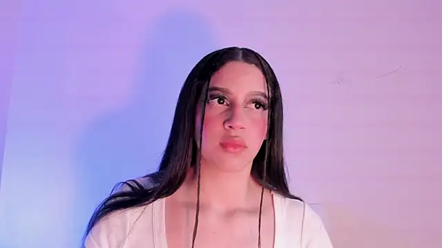 Megan Luxe online show from 04-19-26, 06:35