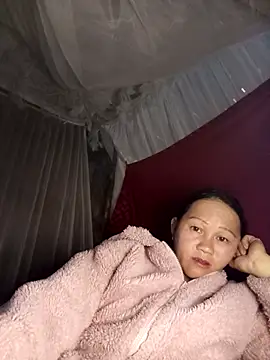 Snapshot of MaiHoa69 chatting on 12-20-25, 07:15 MaiHoa69 online show from 12-20-25, 07:15