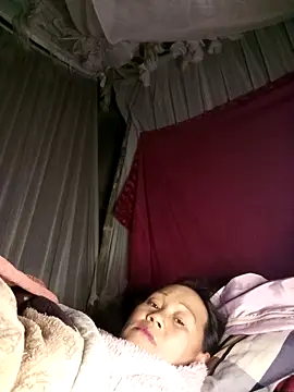 Snapshot of MaiHoa69 chatting on 12-22-25, 01:30 MaiHoa69 online show from 12-22-25, 01:30