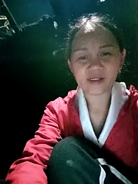 Snapshot of MaiHoa69 chatting on 02-05-26, 11:15 MaiHoa69 online show from 02-05-26, 11:15