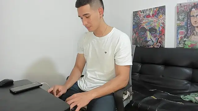 Mike3Xxx online show from 09-29-25, 01:22