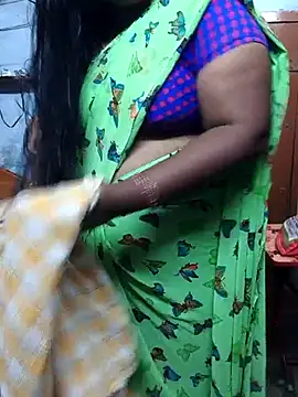 Snapshot of TAMIL_ELAKKIYA chatting on 11-09-25, 04:00 TAMIL ELAKKIYA online show from 11-09-25, 04:00