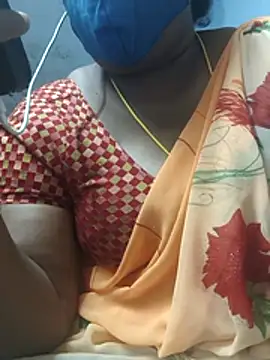 Snapshot of TAMIL_ELAKKIYA chatting on 02-26-26, 05:12 TAMIL ELAKKIYA online show from 02-26-26, 05:12