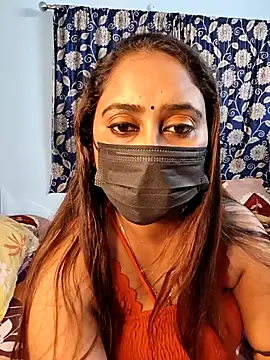 Cute-lusi online show from 10-31-25, 06:20