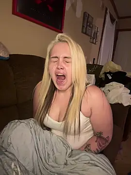 JuicyExxxperience online show from 03-22-26, 12:08