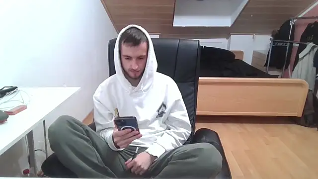 Bez3ybik online show from 10-16-25, 05:25