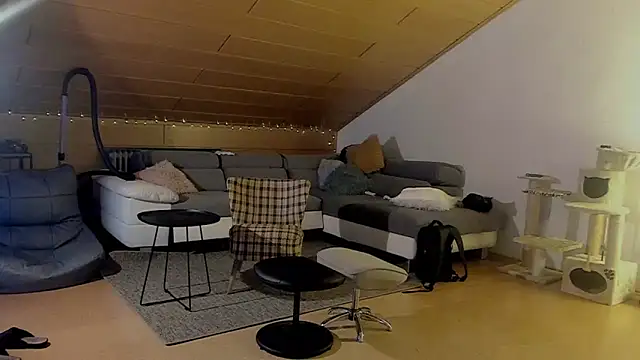 Bez3ybik online show from 11-18-25, 10:03