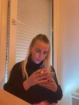 BrumeLove online show from 06-04-26, 11:38
