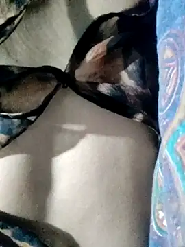 pihu099 online show from 04-13-26, 01:55