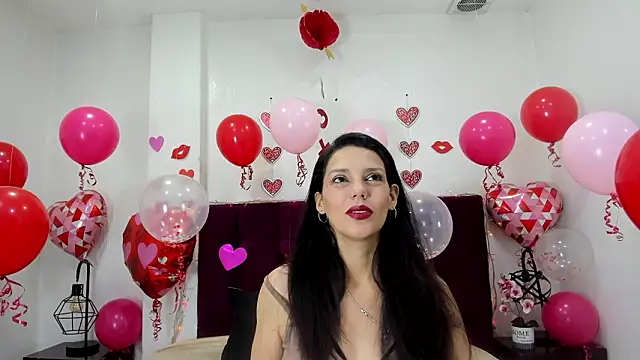 Snapshot of MashaPiink chatting on 02-12-26, 12:55 MashaPiink online show from 02-12-26, 12:55