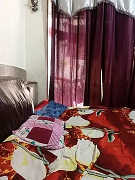 MEERAcle online show from 03-07-26, 04:31