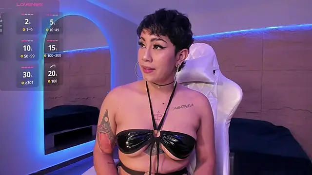 ZahaRose online show from 10-11-25, 05:00