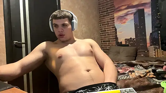 MusclePhantom online show from 02-25-26, 10:08