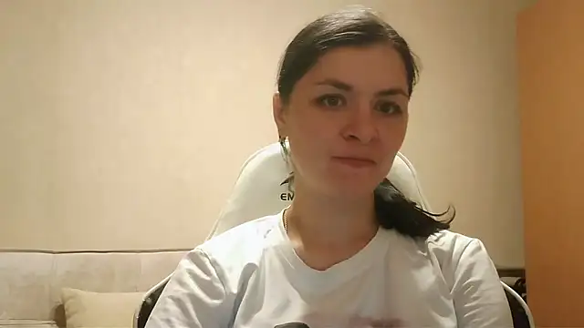 Snapshot of Amanda_Soft chatting on 09-18-25, 05:37 Amanda Soft online show from 09-18-25, 05:37