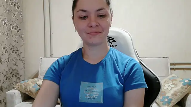 Snapshot of Amanda_Soft chatting on 10-10-25, 04:28 Amanda Soft online show from 10-10-25, 04:28