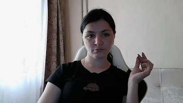 Snapshot of Amanda_Soft chatting on 10-14-25, 11:00 Amanda Soft online show from 10-14-25, 11:00