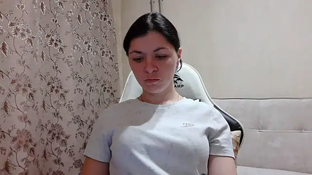 Snapshot of Amanda_Soft chatting on 10-21-25, 04:41 Amanda Soft online show from 10-21-25, 04:41