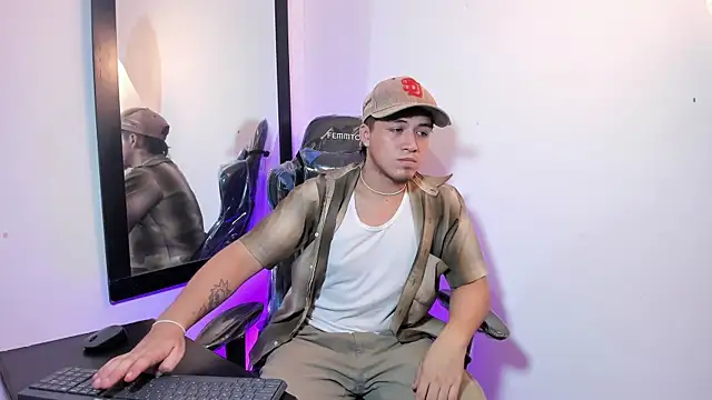 juanmechanic  online show from 10-15-25, 05:18