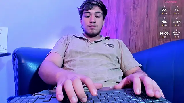 Snapshot of juanmechanic_ chatting on 05-17-26, 04:54 juanmechanic online show from 05-17-26, 04:54
