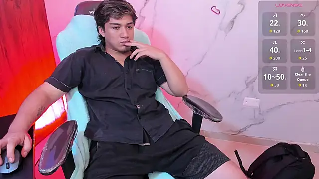 Snapshot of juanmechanic_ chatting on 05-24-26, 05:45 juanmechanic online show from 05-24-26, 05:45