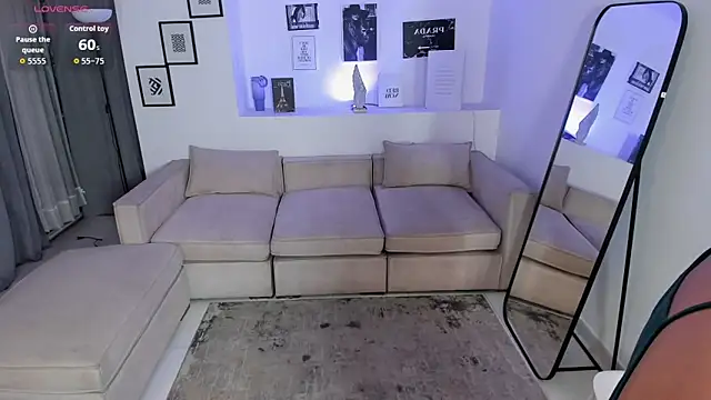 Laureen se online show from 02-08-26, 03:54