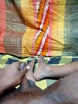 ssmalik808 online show from 12-05-25, 08:49