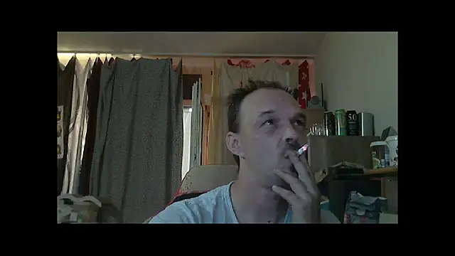 Snapshot of Jenner84 chatting on 07-18-26, 06:17 Jenner84 online show from 07-18-26, 06:17