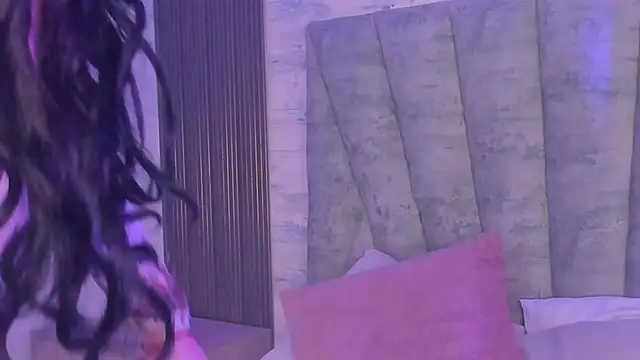 ShanelEvans online show from 05-27-26, 07:22