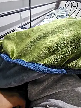 Snapshot of fena-sikerimmm chatting on 11-21-25, 11:47 fena-sikerimmm online show from 11-21-25, 11:47