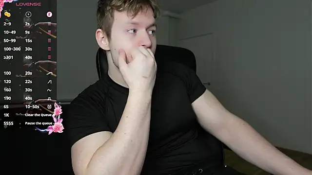 Richard Dullas online show from 03-25-26, 09:32