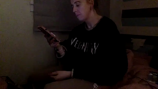 Bellababexox online show from 05-16-26, 12:18