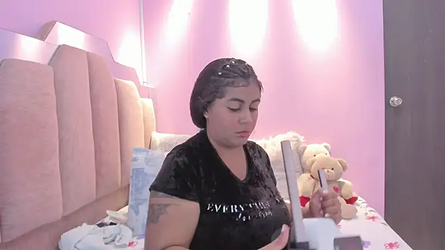 AndreaSweet2 online show from 12-13-25, 08:14