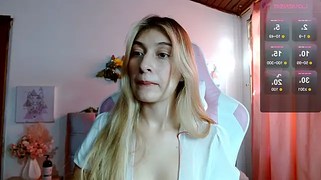 SophiaaLee online show from 12-13-25, 09:42