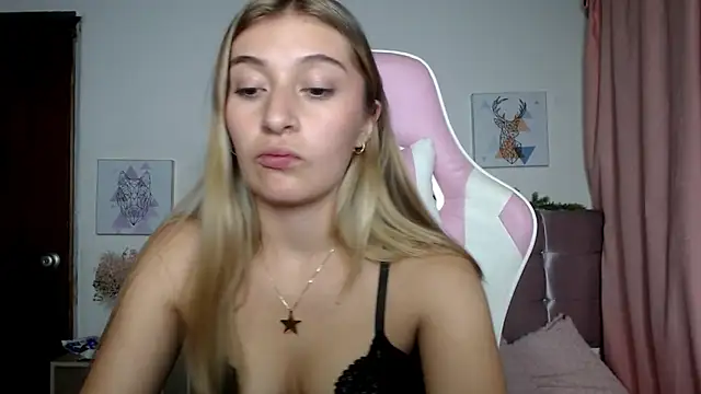 SophiaaLee online show from 03-10-26, 11:43