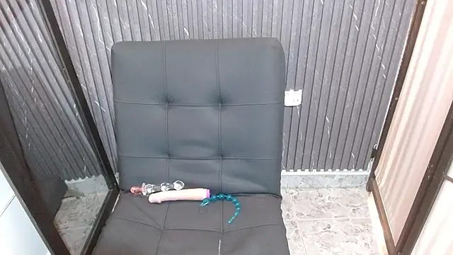 Thalia 220 online show from 12-19-25, 12:45