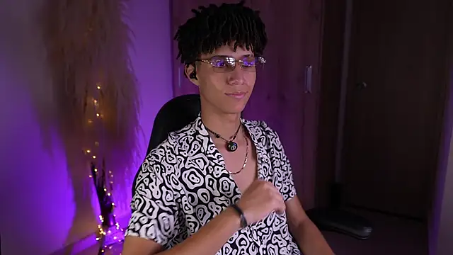 Afro god  online show from 05-31-26, 03:04