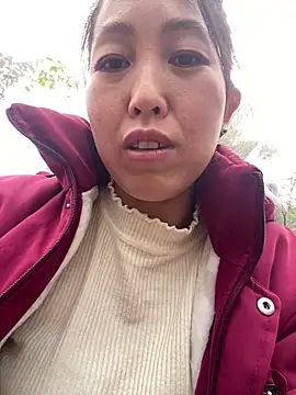 Huong-Ly online show from 12-04-25, 02:32