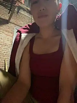 Huong-Ly online show from 12-14-25, 03:23