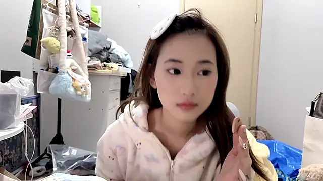 Ann-cookie online show from 01-06-26, 03:05